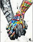 Plakat - Street art holding hands - admen.dk